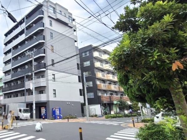 HY’s綾瀬駅前