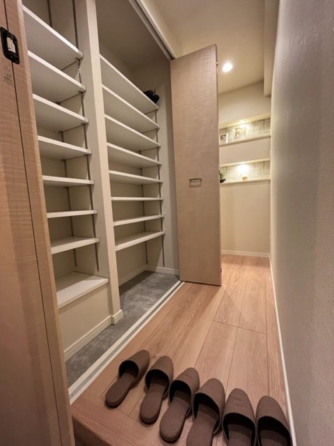 広々シューズクローゼット