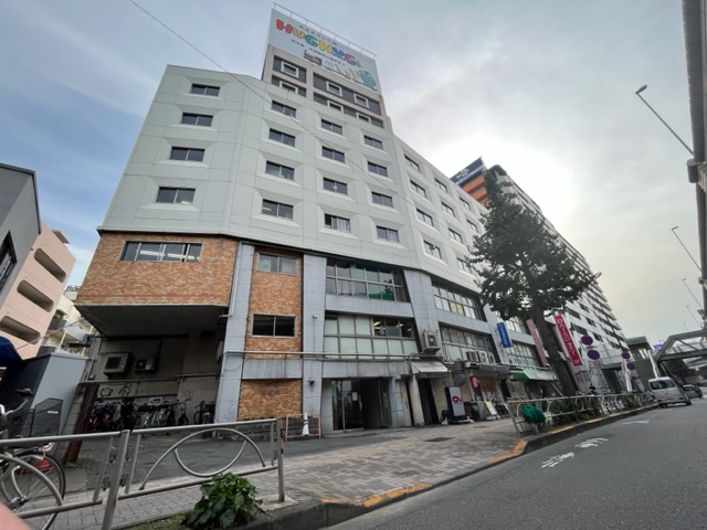 正面からの代田ロイヤルパレス