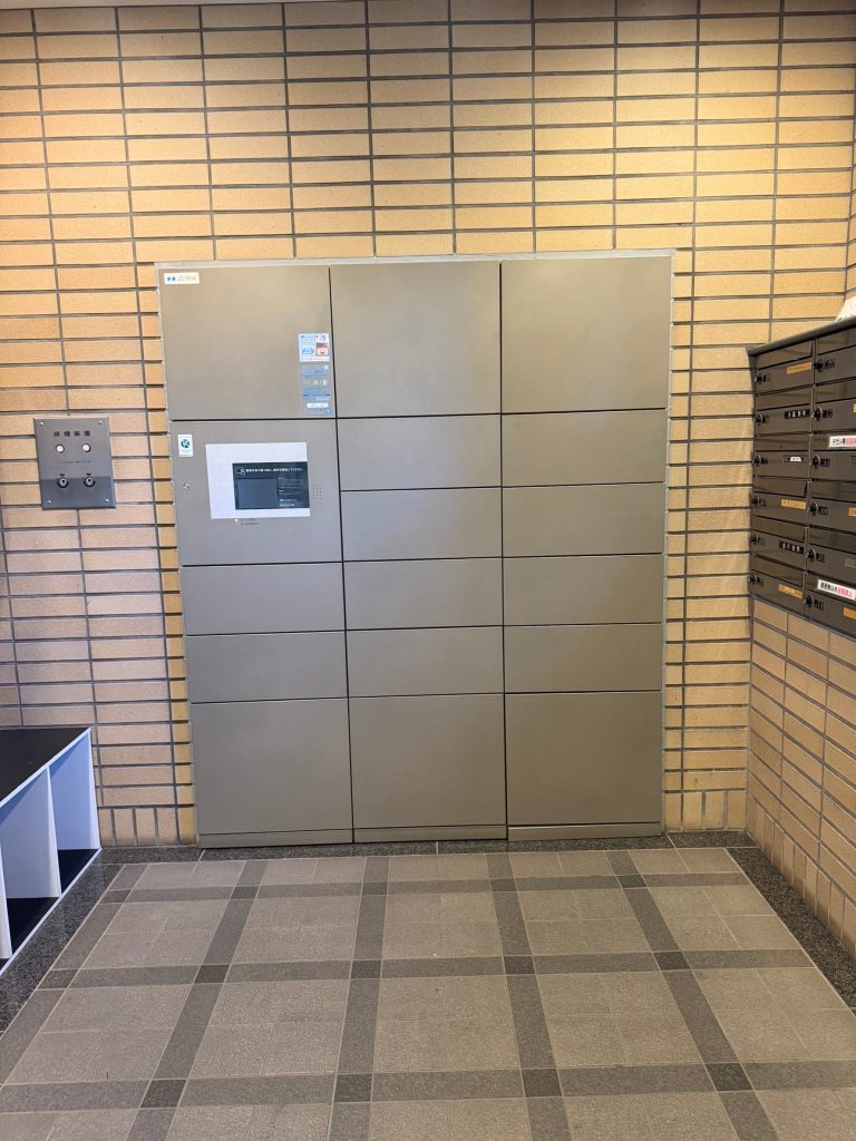 宅配ボックス